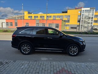 2017 Kia Sorento III Prime Рестайлинг, чёрный, 2875000 рублей, вид 4