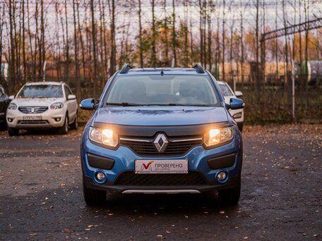 2016 Renault Sandero II, синий, 911000 рублей, вид 3