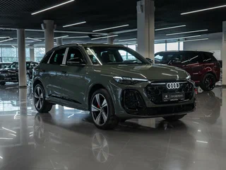 2026 Audi Q5 L III (GU), зелёный, 7500000 рублей, вид 2