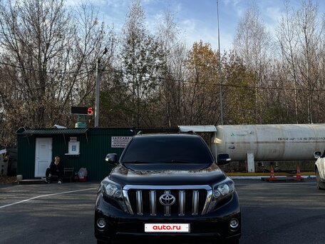 2017 Toyota Land Cruiser Prado 150 Series Рестайлинг 1, чёрный, 4600000 рублей, вид 3
