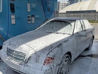 1995 Mercedes-Benz C-Класс 180 (PMS) I (W202), серебристый, 490000 рублей, вид 3