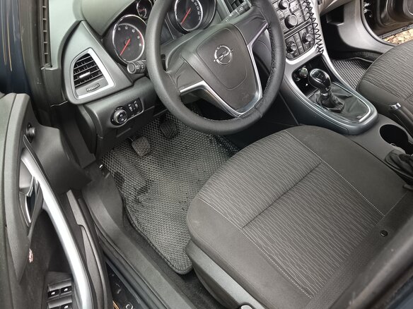 2012 Opel Astra J Рестайлинг, коричневый, 588000 рублей - вид 6