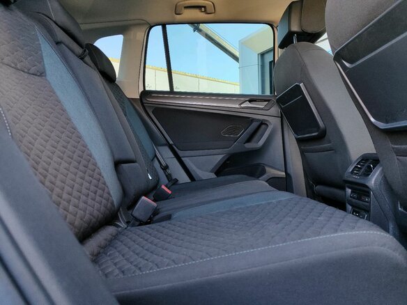 2020 Volkswagen Tiguan II, белый, 2479000 рублей - вид 13