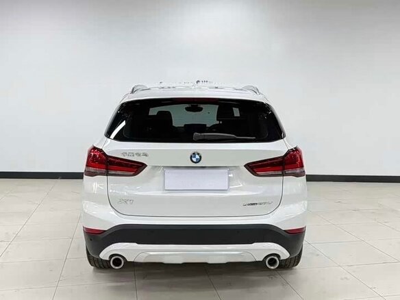2022 BMW X1 20Li sDrive II (F48) Рестайлинг, белый - вид 6