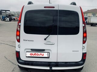 2013 Renault Kangoo II, белый, 990000 рублей, вид 2