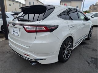 2020 Toyota Harrier III (XU60) Рестайлинг, белый, 2700000 рублей, вид 4