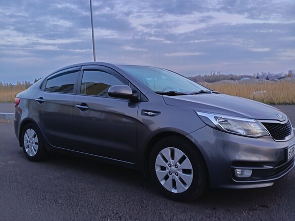2015 Kia Rio III Рестайлинг, серый, 990000 рублей - вид 8
