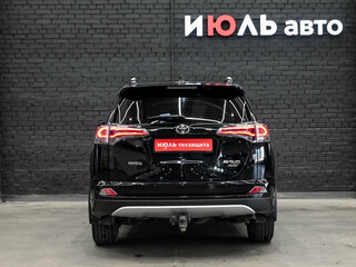 2017 Toyota RAV4 IV (XA40) Рестайлинг, чёрный, 2400000 рублей, вид 5