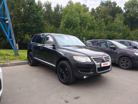 2007 Volkswagen Touareg I Рестайлинг, чёрный, 1030000 рублей, вид 3