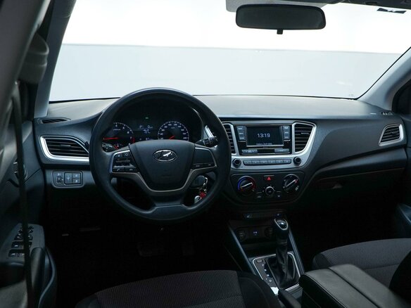 2020 Hyundai Solaris II Рестайлинг, красный, 1399444 рублей - вид 5