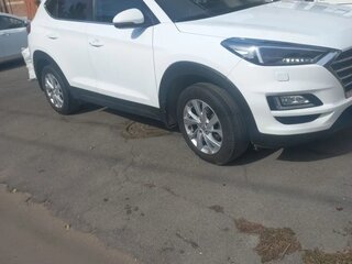 2020 Hyundai Tucson III Рестайлинг, белый, 2900000 рублей, вид 3