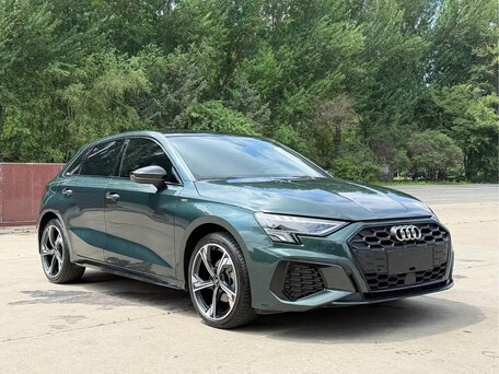2023 Audi A3 Sportback 35 TFSI IV (8Y), зелёный, 2300000 рублей, вид 3