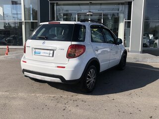 2010 Suzuki SX4 I (Classic) Рестайлинг, белый, 547000 рублей, вид 5