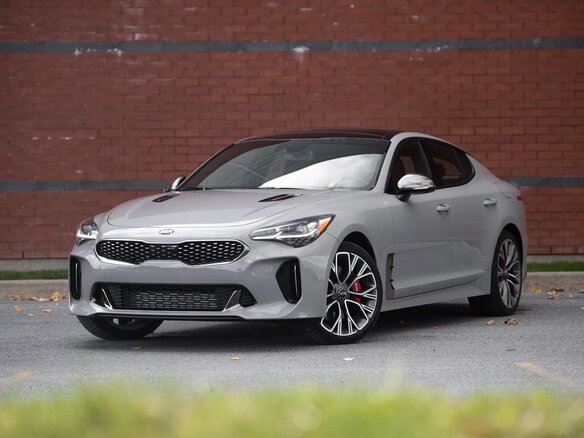 2018 Kia Stinger I, серебристый, 4000000 рублей
