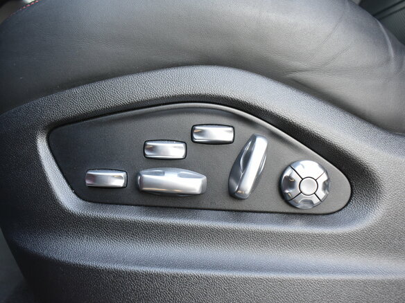 2021 Porsche Cayenne III, красный, 8990000 рублей - вид 26