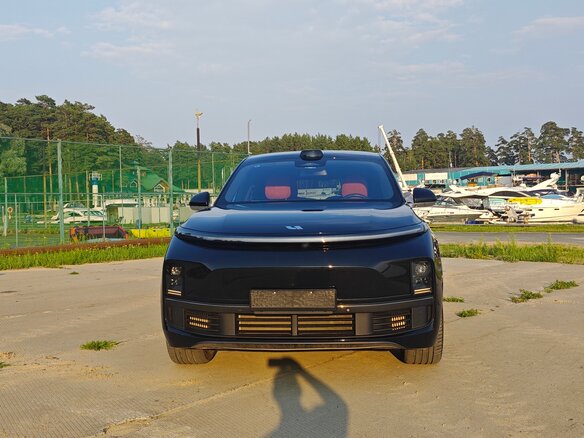 2024 Li Auto (Lixiang) L9 44.5 kWh I, чёрный, 8200000 рублей - вид 2