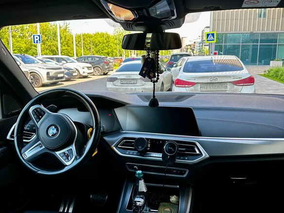 2022 BMW X5 40d IV (G05/G18), белый, 10313000 рублей - вид 6