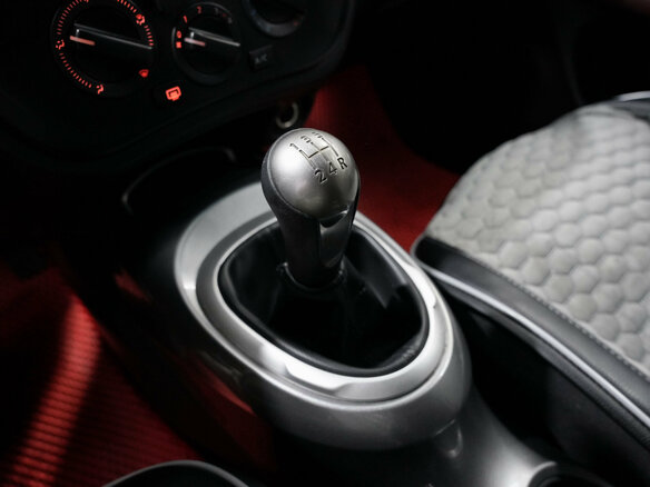 2014 Nissan Juke I, красный, 860000 рублей - вид 16
