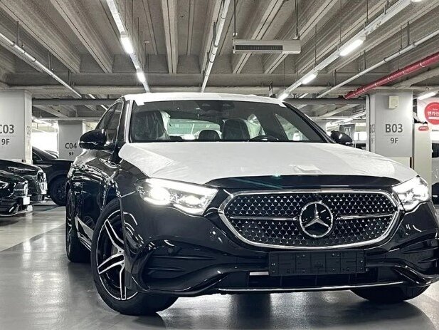 Открыть фотографии: Mercedes-Benz E-Класс VI (W214, S214)