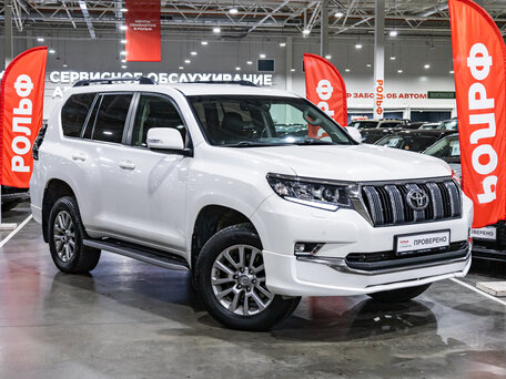 2019 Toyota Land Cruiser Prado 150 Series Рестайлинг 2, белый, 4499700 рублей, вид 3