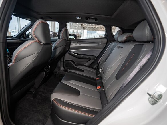 2026 Geely Cityray, белый, 3384990 рублей - вид 17
