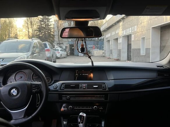 2013 BMW 5 серии 520i VI (F10/F11/F07), коричневый, 1500000 рублей - вид 8