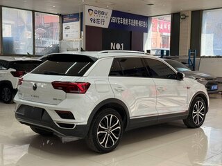 2023 Volkswagen T-Roc I Рестайлинг, белый, 1800000 рублей, вид 4