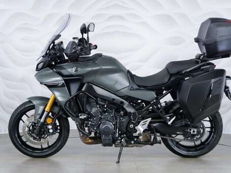 2023 Yamaha Tracer 9, чёрный, 1477000 рублей, вид 2