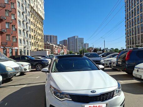 2018 Kia Optima IV Рестайлинг, белый, 1749000 рублей, вид 2