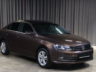 2015 Volkswagen Jetta VI Рестайлинг, коричневый, 949000 рублей, вид 3