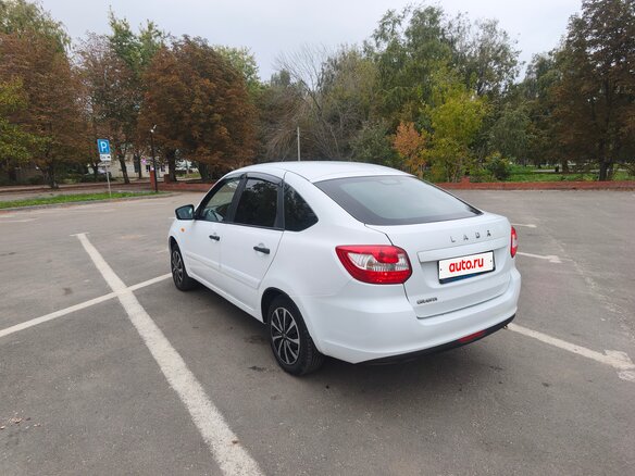 2014 Lada (ВАЗ) Granta I, белый, 340000 рублей - вид 6