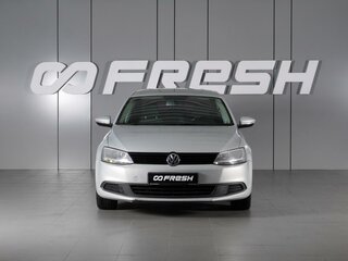 2011 Volkswagen Jetta VI, серебристый, 930000 рублей, вид 3