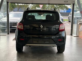2018 Renault Sandero Stepway II, чёрный, 949000 рублей, вид 4