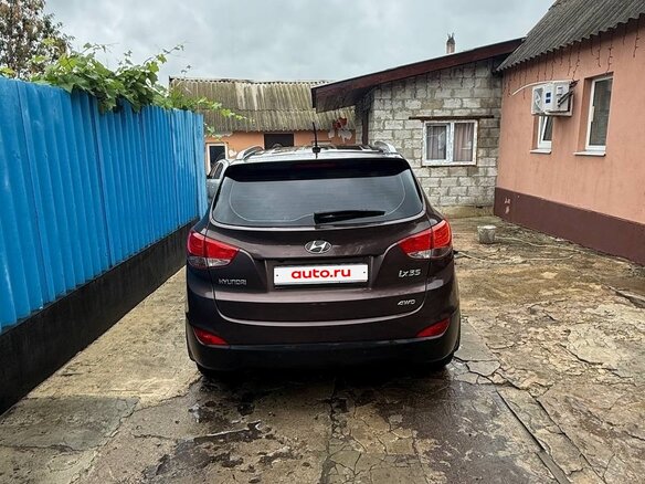 2011 Hyundai ix35 I, коричневый - вид 5