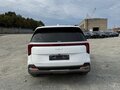 2024 Kia Carnival IV Рестайлинг, белый, 6300000 рублей - вид 3