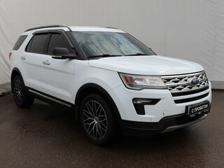 2018 Ford Explorer V Рестайлинг 2, белый, 2799000 рублей, вид 3