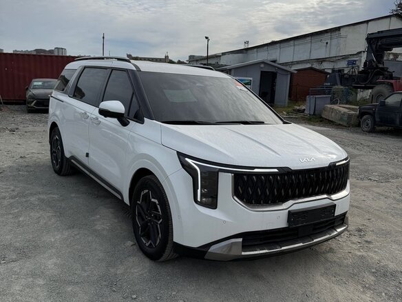 2024 Kia Carnival IV Рестайлинг, белый, 6300000 рублей