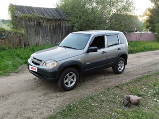 2014 Chevrolet Niva I Рестайлинг, серый, 580000 рублей, вид 5