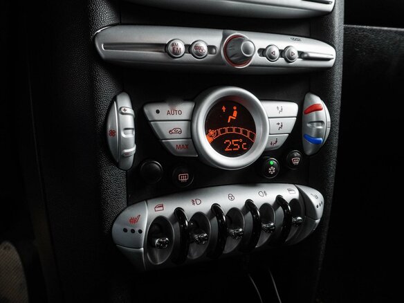 2009 Mini Hatch Cooper II (R56), чёрный, 1069000 рублей - вид 15
