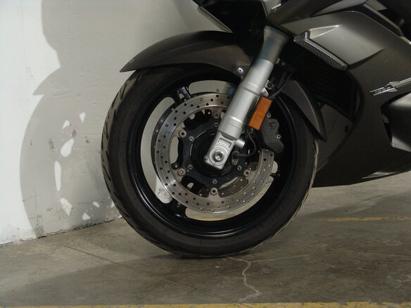 2013 Yamaha FJR1300, серый, 750000 рублей - вид 10