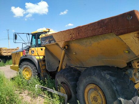 2013 John Deere Самосвалы, жёлтый, 2966138 рублей, вид 5