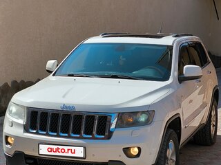 2010 Jeep Grand Cherokee IV (WK2), белый, 1690000 рублей, вид 1