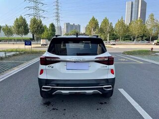 2021 Kia KX3, белый, 2230000 рублей, вид 5