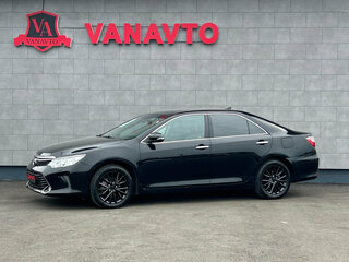2017 Toyota Camry VII (XV50) Рестайлинг 2, чёрный, 2125000 рублей, вид 1