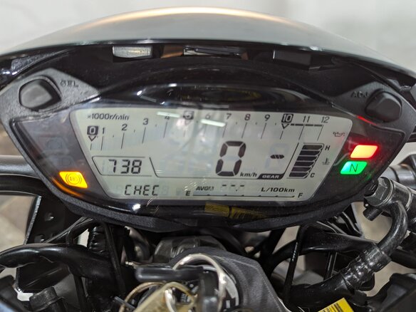 2020 Suzuki SV 650, серый, 549000 рублей - вид 9