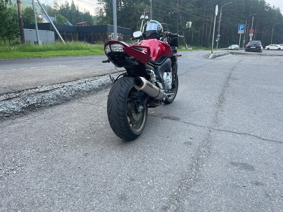 2009 Yamaha FZ1, красный, 690000 рублей - вид 1