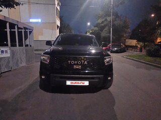 2017 Toyota Tundra CrewMax II Рестайлинг, чёрный, 6000000 рублей, вид 4