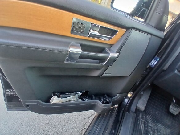 2013 Land Rover Discovery IV, чёрный, 1890000 рублей - вид 23