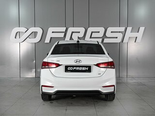 2017 Hyundai Solaris II, белый, 1389000 рублей, вид 4