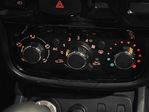 2012 Renault Duster I, золотистый, 770000 рублей - вид 18